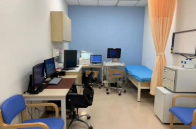 International clinic examination room