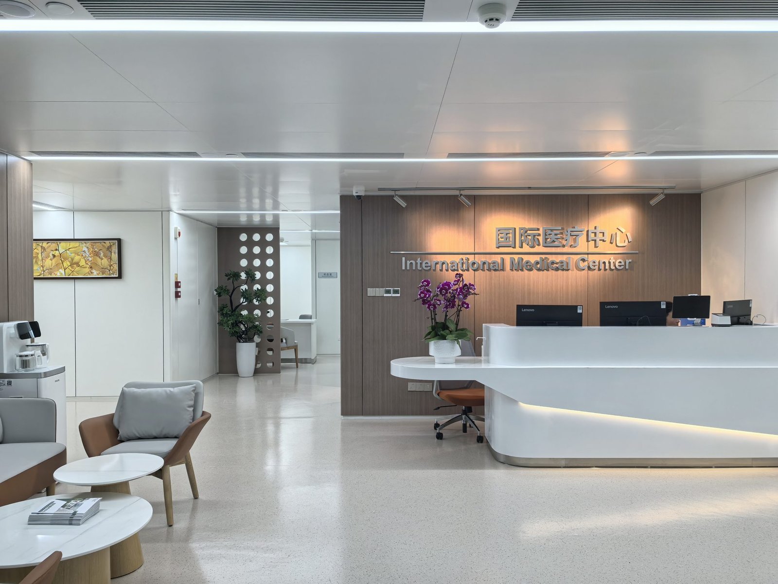 International Medical Center reception photographed by the hospital