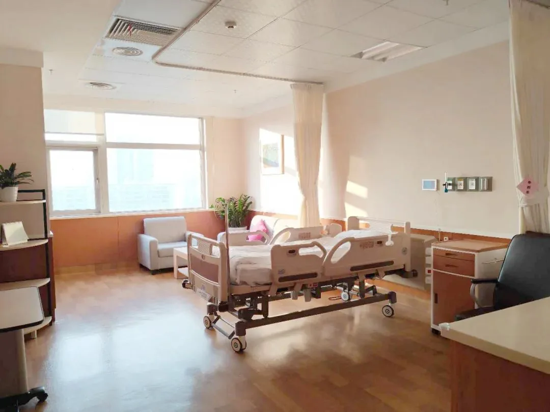 Hospital-published single-bed international inpatient room in a 2023 report; current rooms and availability must be confirmed